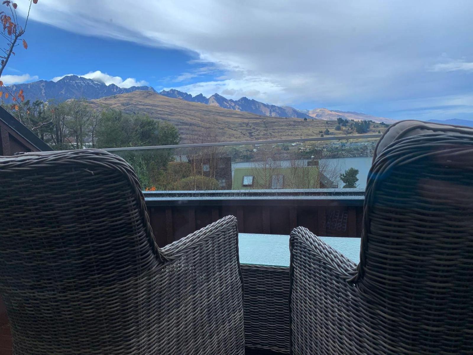 4 Bedroom Home, Unlimited Wifi, Fantastic Lake Views With Private Balcony Queenstown Kültér fotó